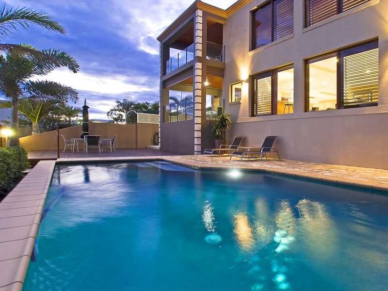 Paradise Point QLD 4216