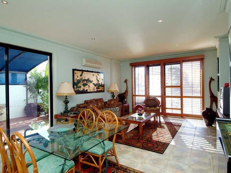 Broadbeach QLD 4218