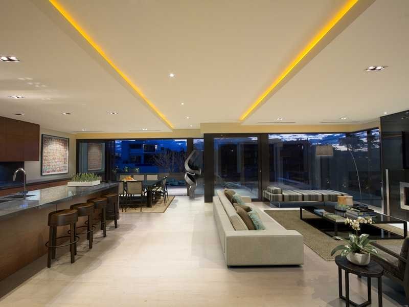52 The Promenade, Isle Of Capri QLD 4217