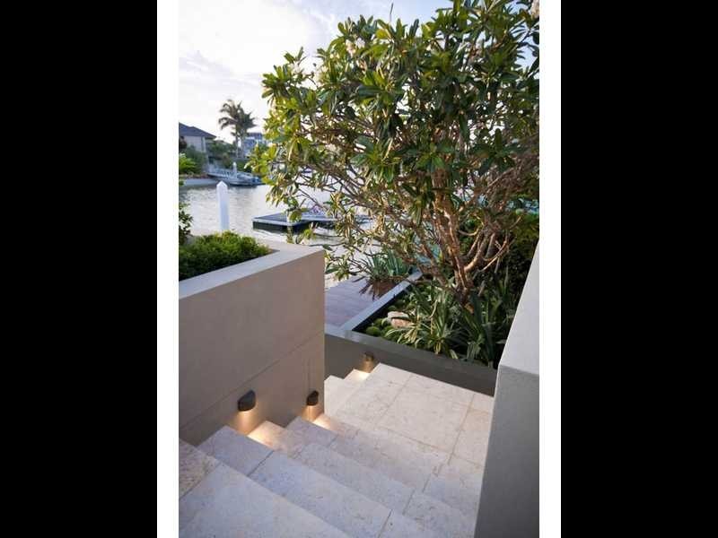 52 The Promenade, Isle Of Capri QLD 4217