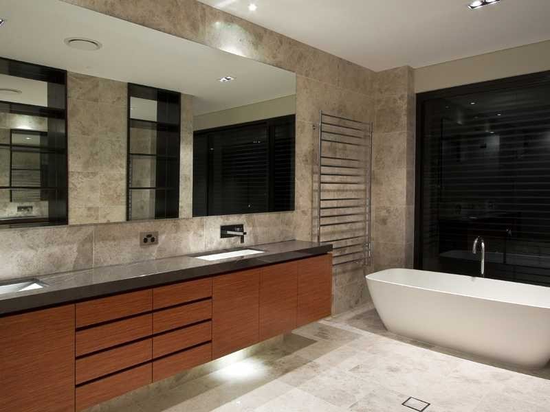 52 The Promenade, Isle Of Capri QLD 4217