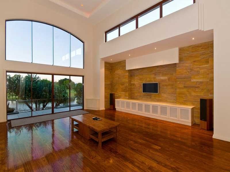 813 Legend Trail, Robina QLD 4226