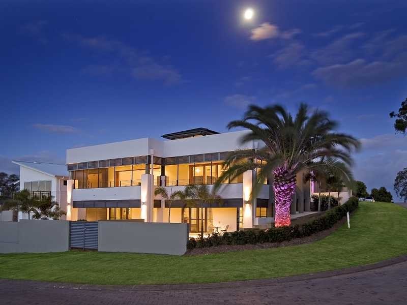 4711 The Parkway, Hope Island QLD 4212