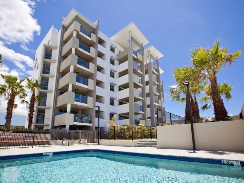 12 Sir John Overall Drive, Helensvale QLD 4212