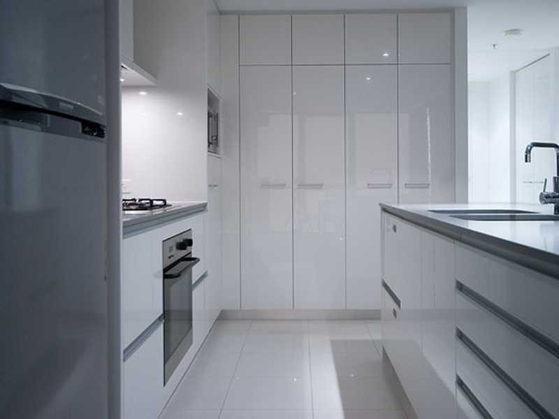 9 Ferny Avenue, Surfers Paradise QLD 4217