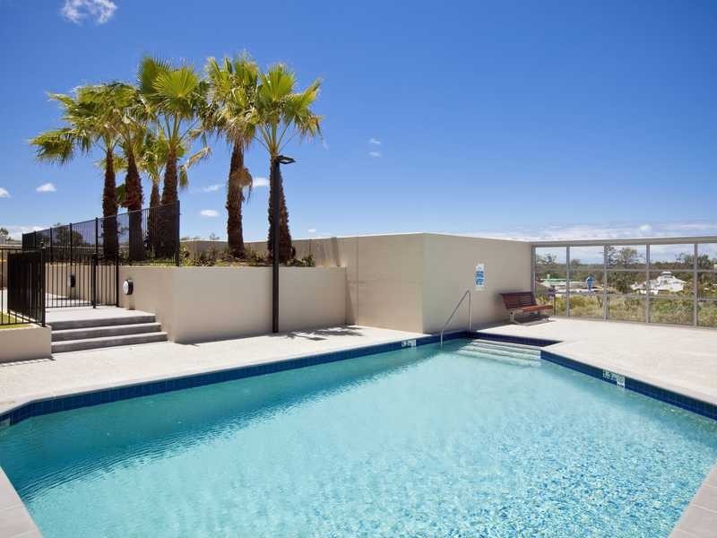 Shop 1A/ 12 Sir John Overall Drive, Helensvale QLD 4212