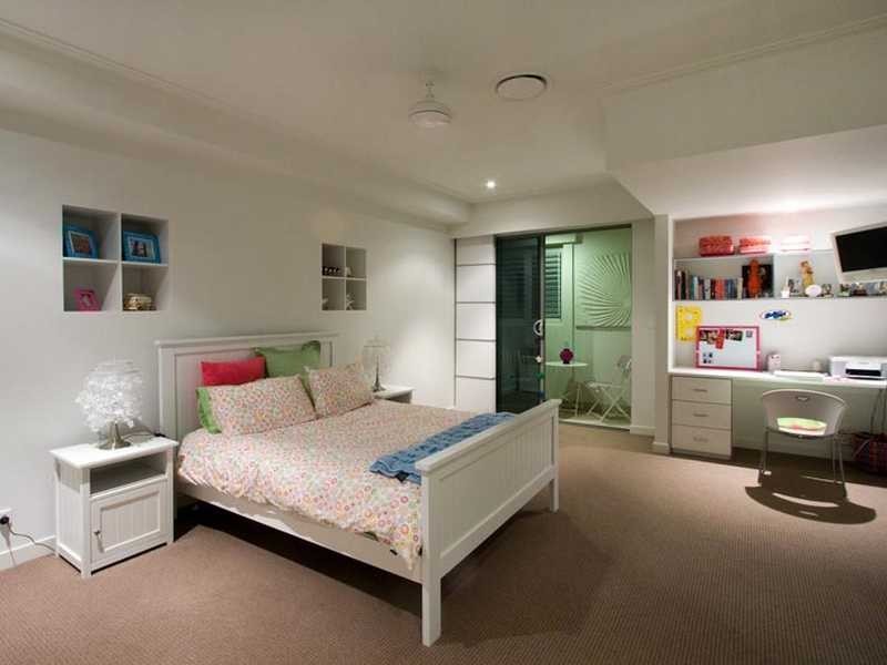23 Messines Crescent, Miami QLD 4220