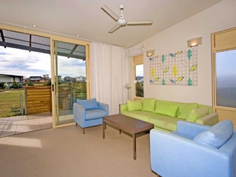 8 Mainwaring, Casuarina NSW 2487