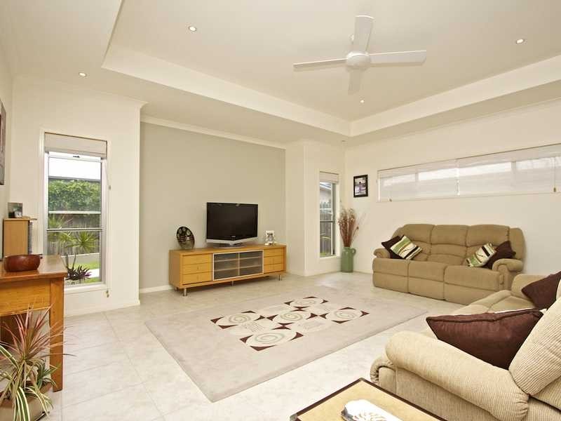 14 Acolus Court, Casuarina NSW 2487