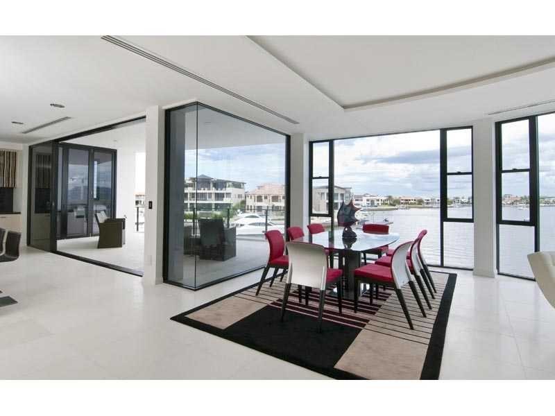 26 Hampton Court, Sovereign Islands QLD 4216