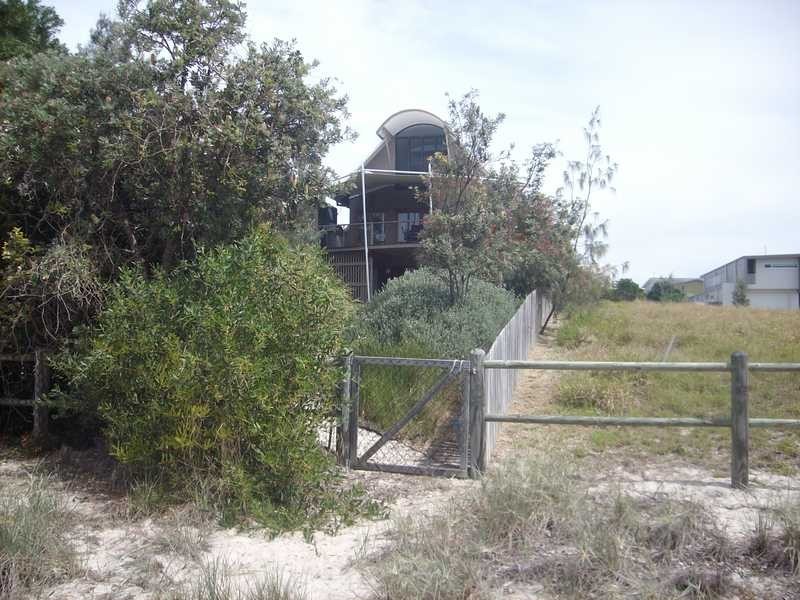 27 Beech Lane, Casuarina NSW 2487