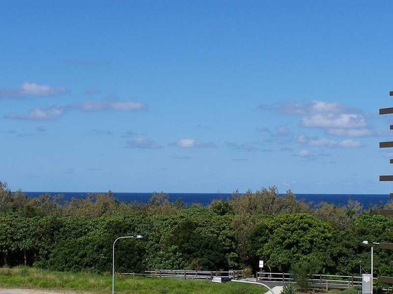 43 Cotton Beach, Casuarina NSW 2487