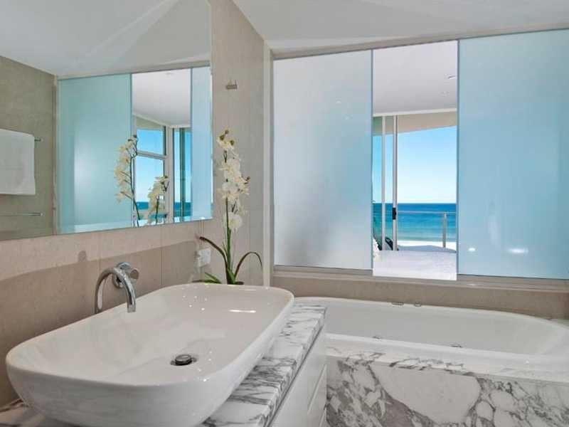 Penthouse 1103/2 Creek Street, Kirra QLD 4225