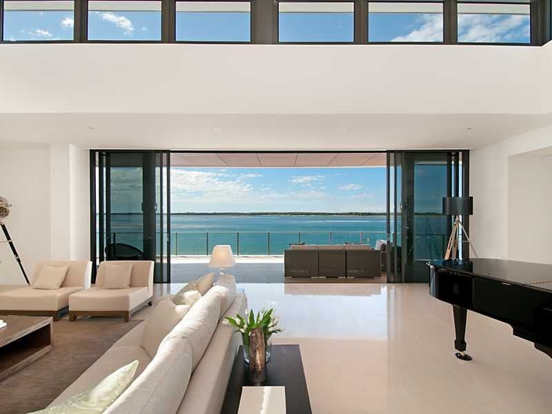 Penthouse 7602/323 Bayview Street, Hollywell QLD 4216