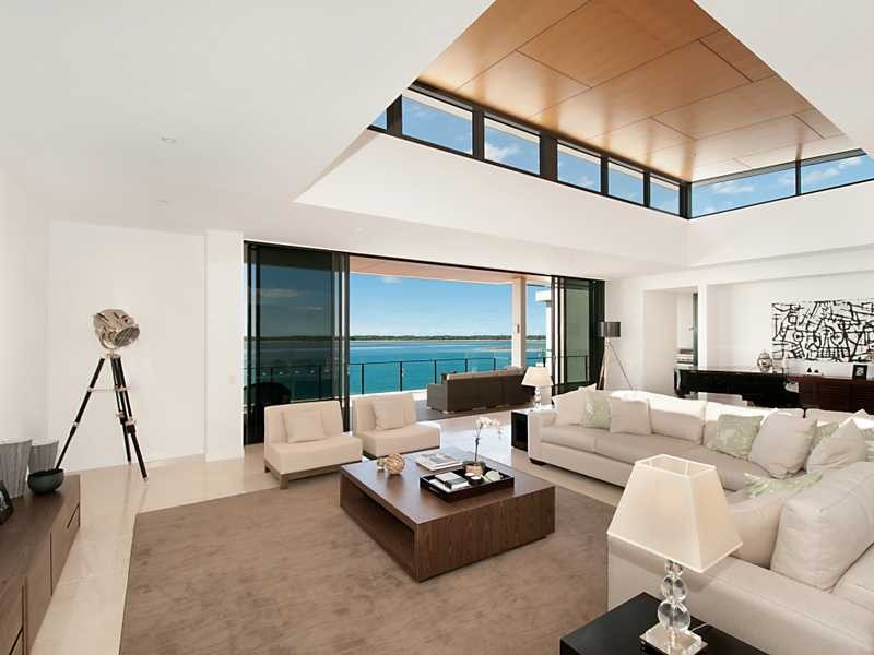 Penthouse 7602/323 Bayview Street, Hollywell QLD 4216