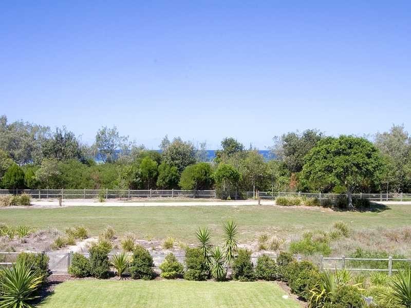 8 Hyndes Lane, Casuarina NSW 2487