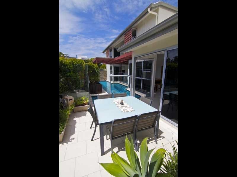 14 The Beach House, Casuarina NSW 2487