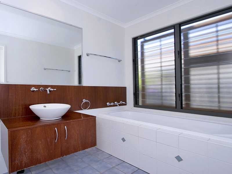 730 Casuarina Way, Casuarina NSW 2487