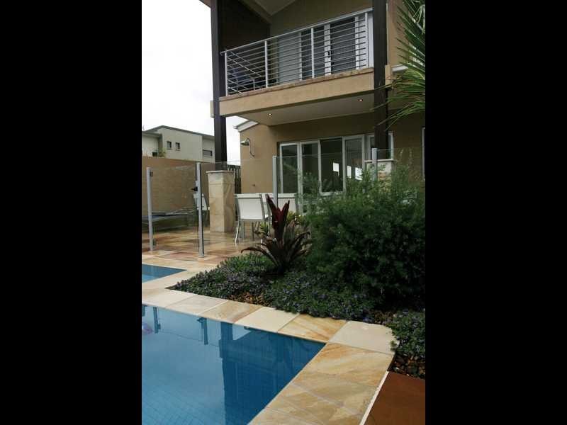 2/5 Clara Lane, Casuarina NSW 2487