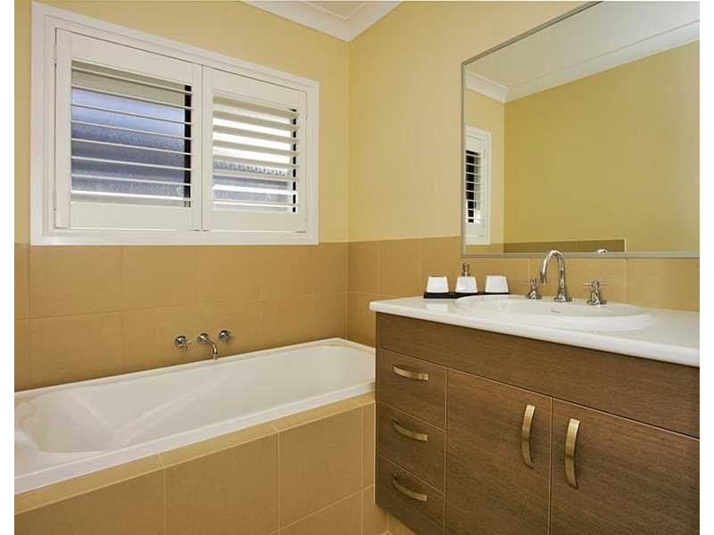 18 Newcastle Drive, Pottsville NSW 2489