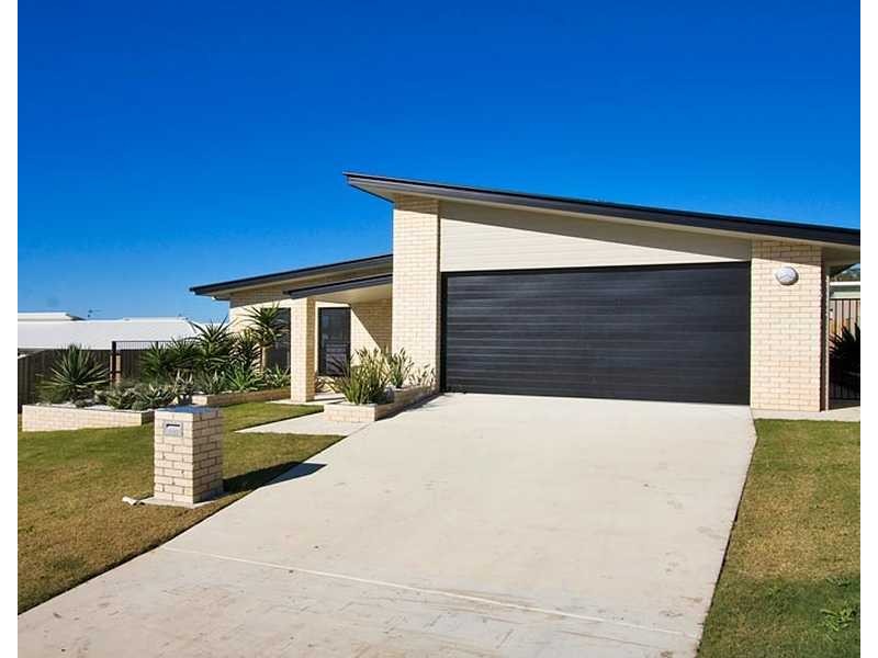 3 Woodfull Crescent, Pottsville NSW 2489