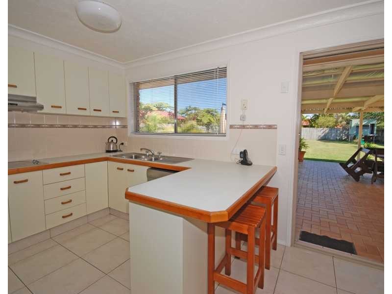 20 Edward Avenue, Pottsville NSW 2489