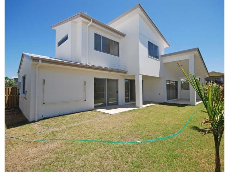 2/1 Coogera Lane, Casuarina NSW 2487