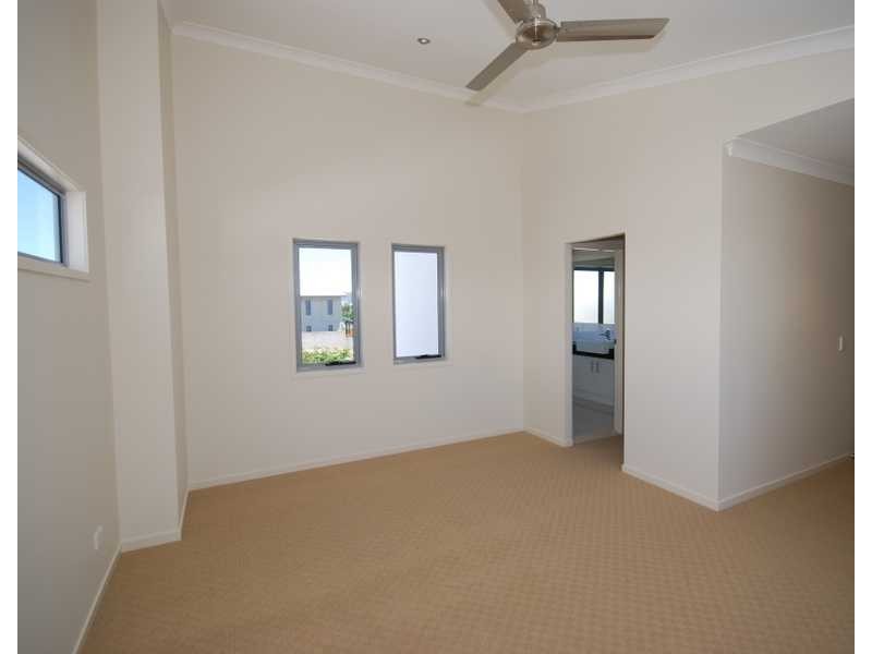 2/1 Coogera Lane, Casuarina NSW 2487