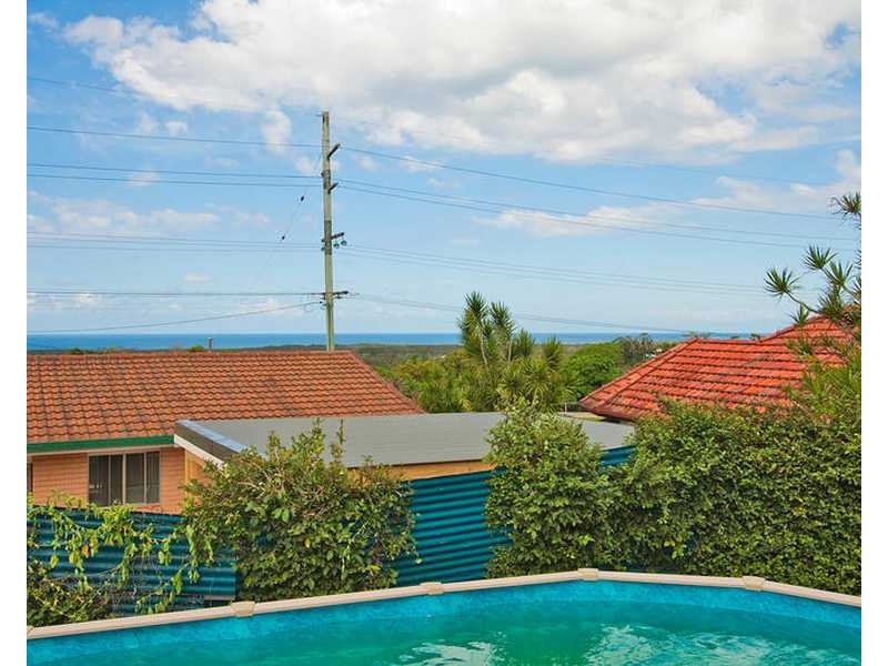 60 Pioneer Parade, Banora Point NSW 2486