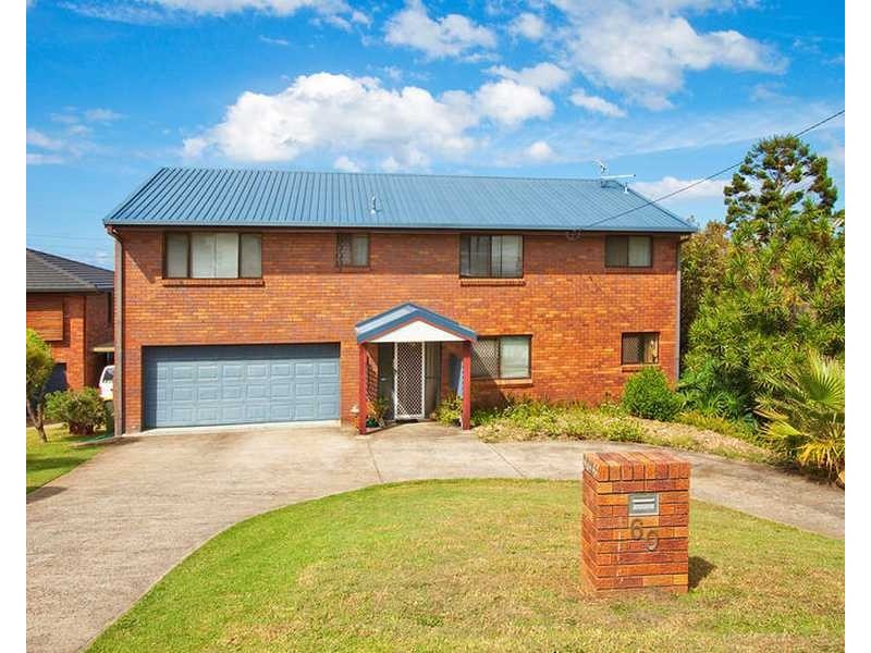 60 Pioneer Parade, Banora Point NSW 2486