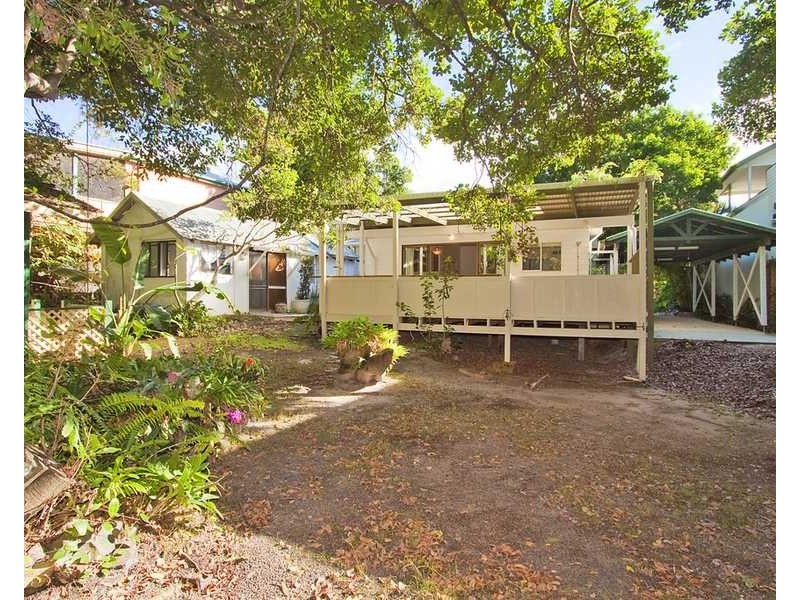 32 Lagoon Road, Fingal Head NSW 2487