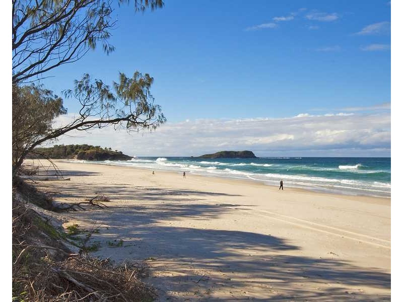 32 Lagoon Road, Fingal Head NSW 2487