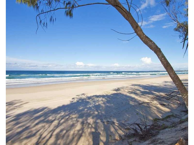 32 Lagoon Road, Fingal Head NSW 2487