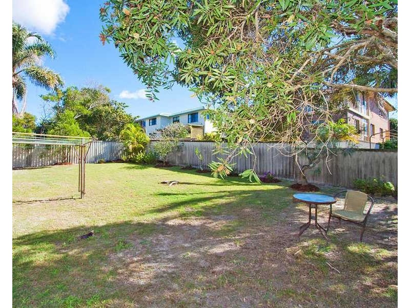 2/9 Dawes Ave, Kingscliff NSW 2487