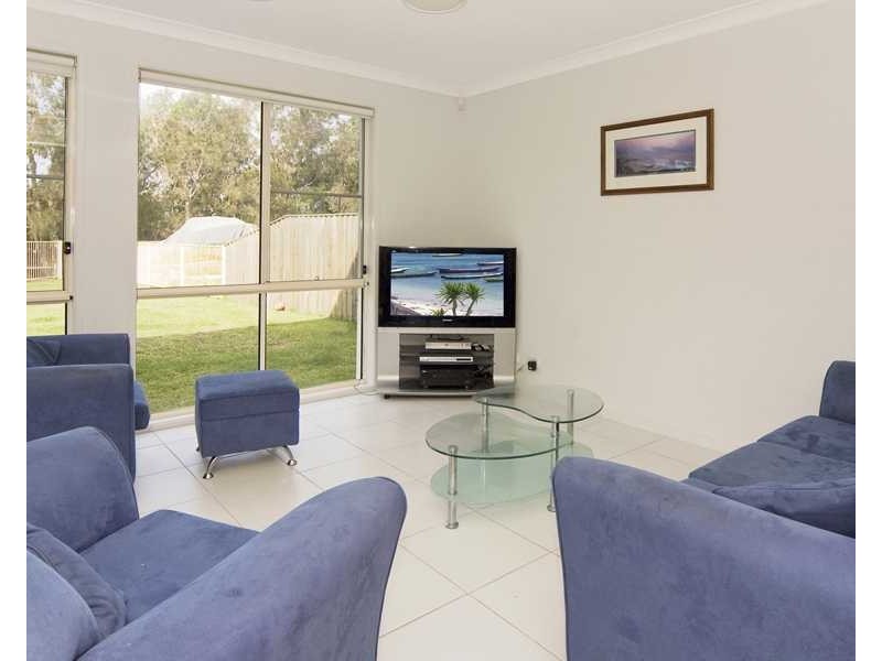 27 Overall Drive, Pottsville NSW 2489