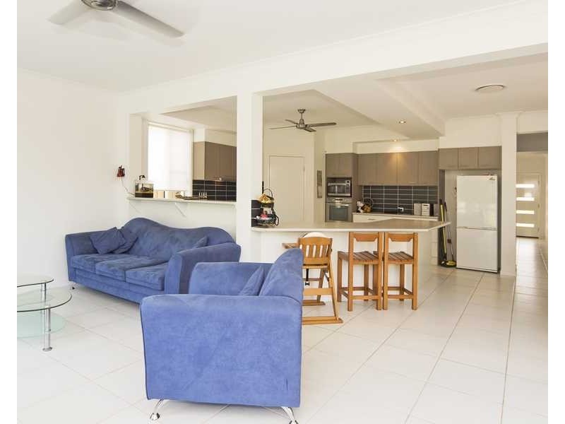 27 Overall Drive, Pottsville NSW 2489