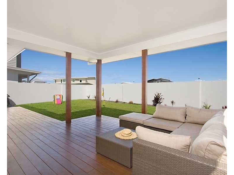 10 Fairy Bower Street, Kingscliff NSW 2487