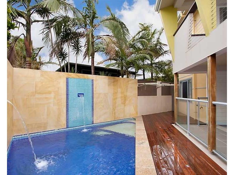 2/1 Pheeny Lane, Casuarina NSW 2487