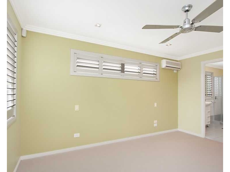 2/1 Pheeny Lane, Casuarina NSW 2487