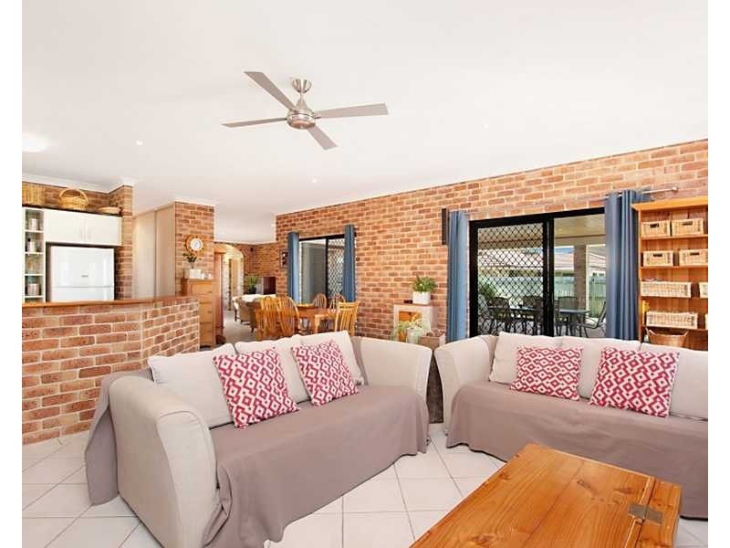 7 Peters Court, Pottsville NSW 2489