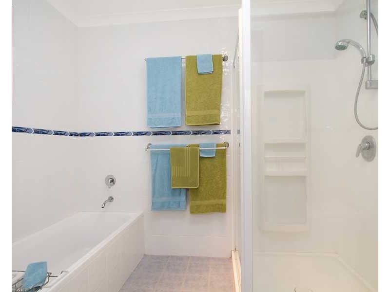10 Cudgerie Court, Casuarina NSW 2487