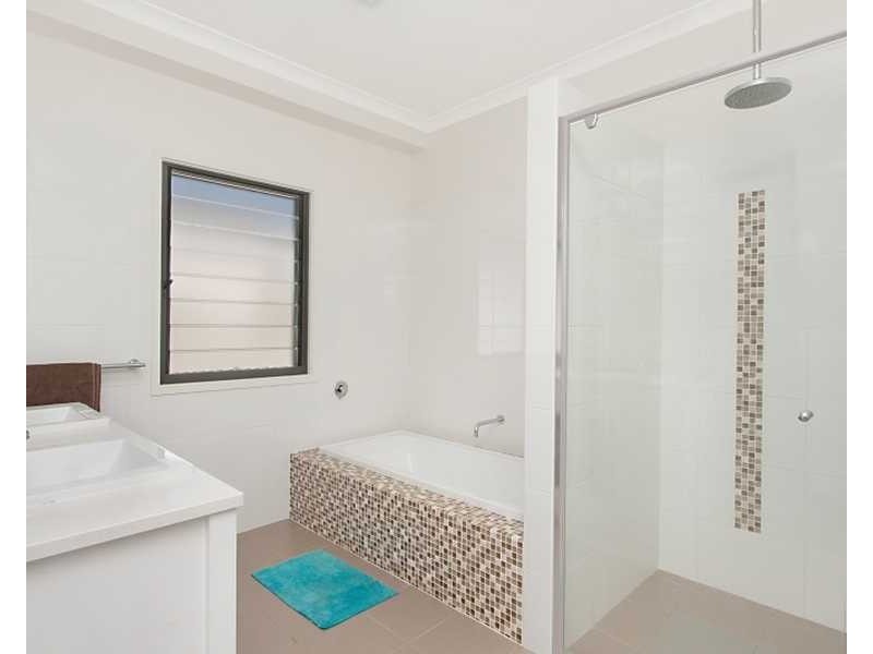 136 Chinderah Bay Drive, Chinderah NSW 2487