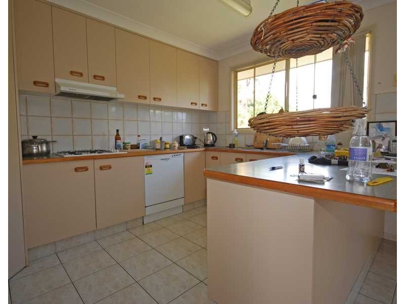 11 Walsh Street, Chinderah NSW 2487