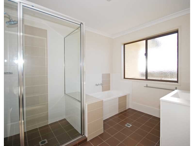 5 Woodfull Crescent, Pottsville NSW 2489