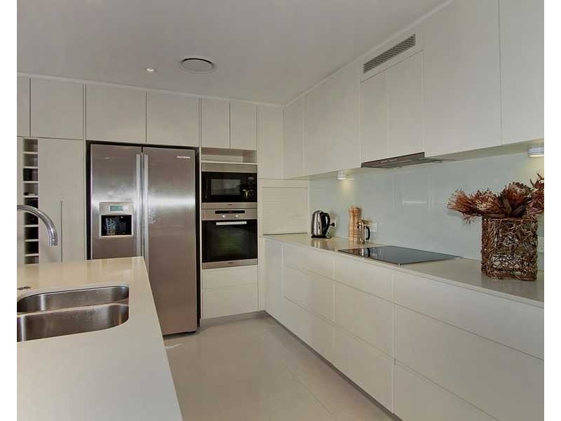 Unit 2 ‘Azzura’ 52 Marine Parade, Kingscliff NSW 2487