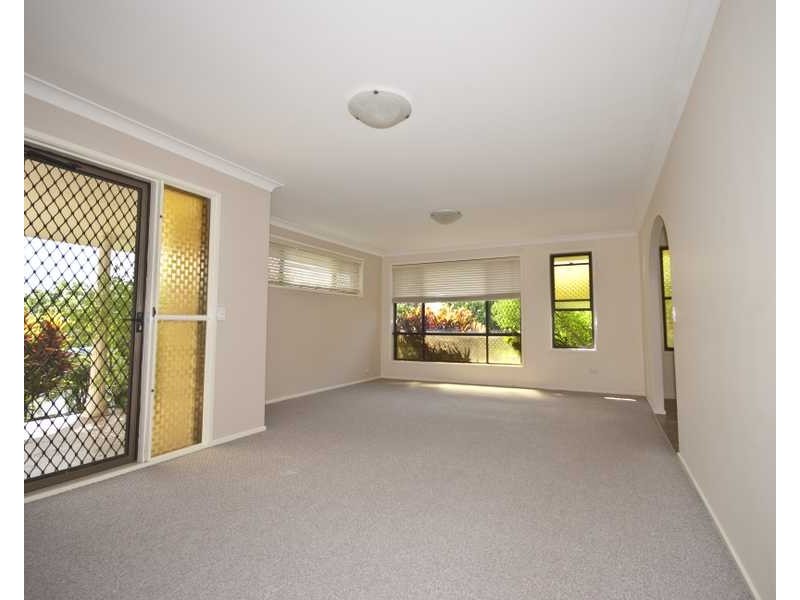 1 High Street, Banora Point NSW 2486