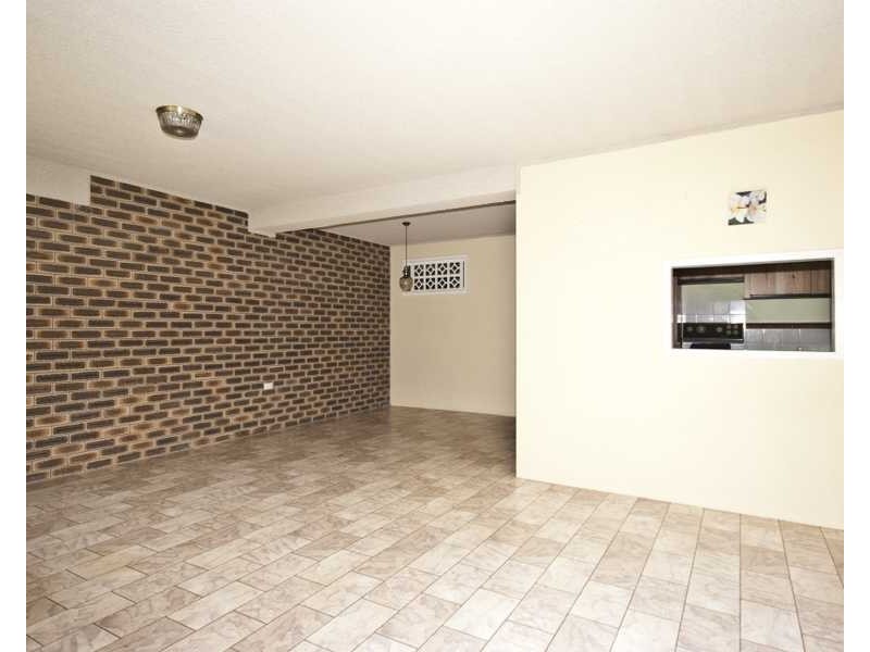 2/12 Dry dock Road, Tweed Heads South NSW 2486