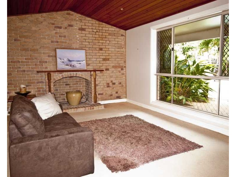 15 Peppermint Place, Banora Point NSW 2486