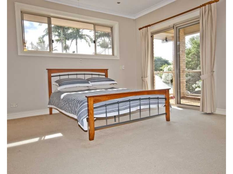 15 Peppermint Place, Banora Point NSW 2486