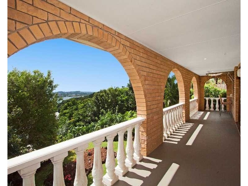 3 Peninsula Drive, Bilambil Heights NSW 2486